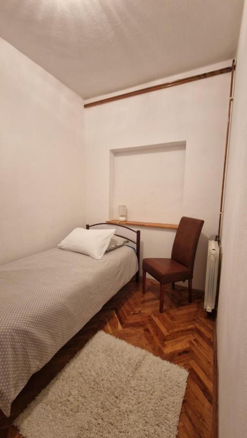 Dobric Apartment Kastel Stafilic
