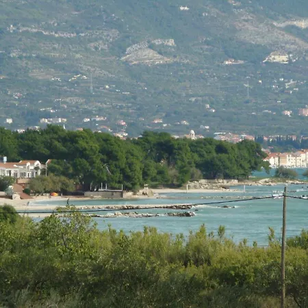 Apartman Dobric Kaštel Štafilić Exterior foto